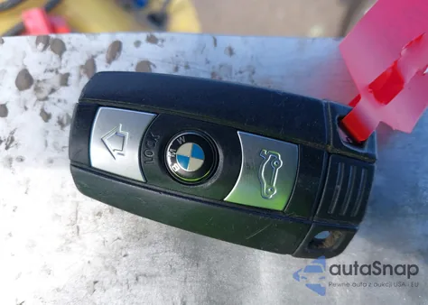 2015 BMW X1 Sdrive28I z USA, uszkodzony, nr VIN WBAVM1C59FV315329